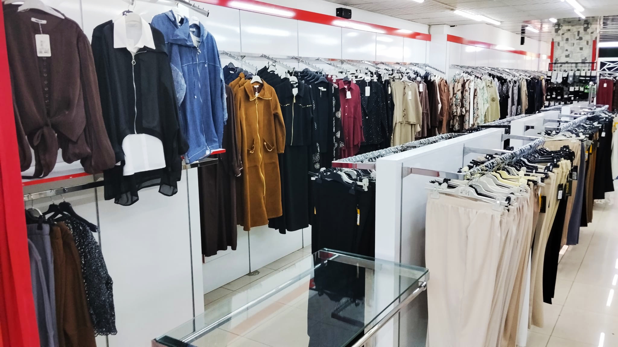 Butik Yasemin Konya Websitephotos Gallery mağaza ve ürün fotoğrafı