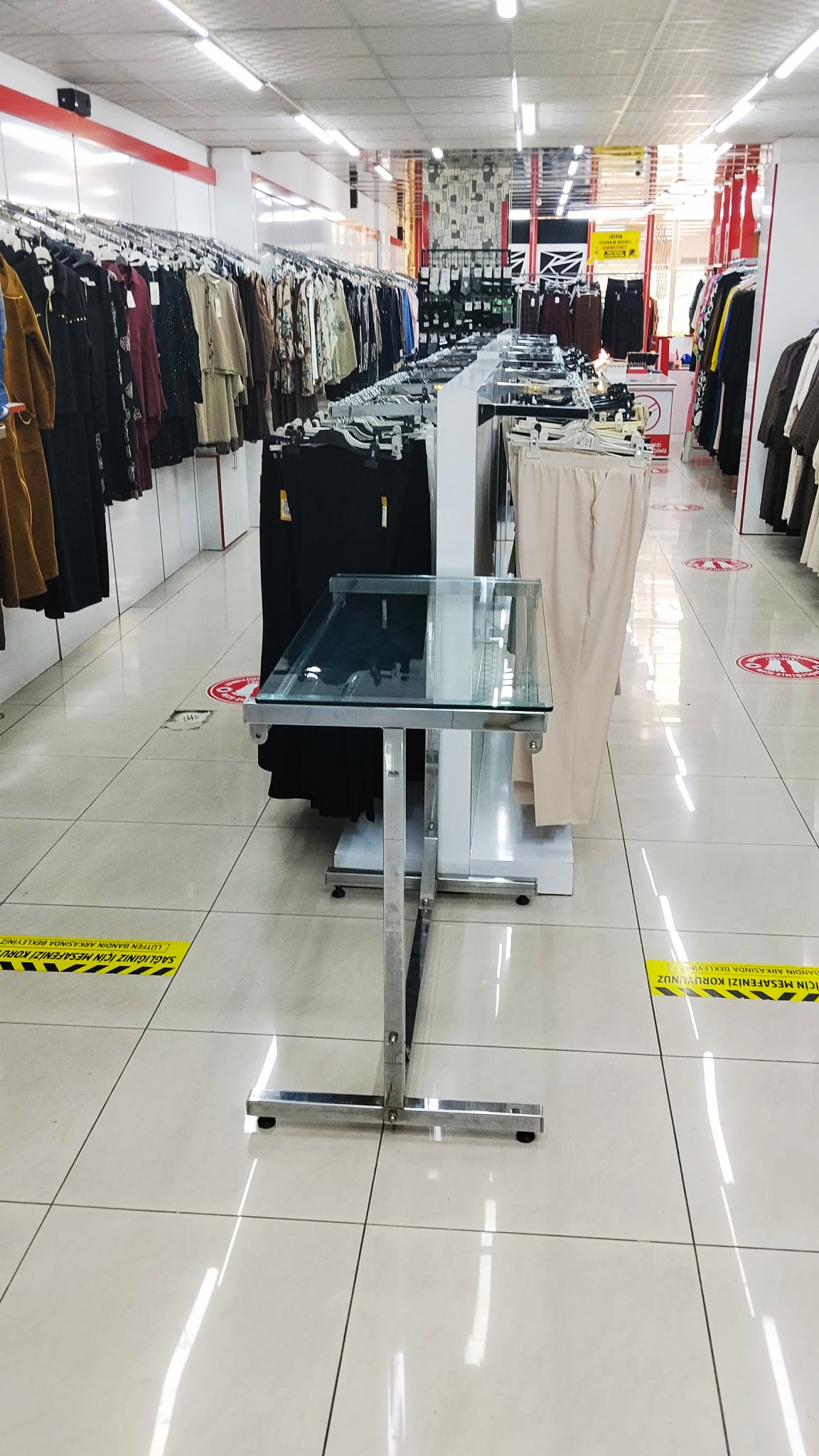 Butik Yasemin Konya ürün mağaza vitrin görseli